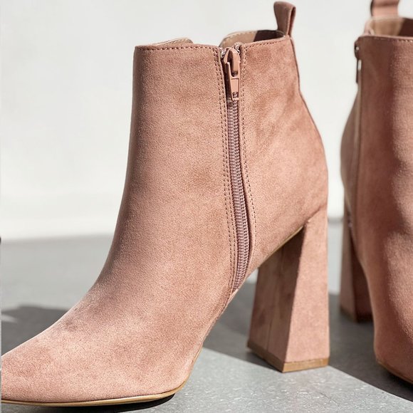 NEW Pointy Toe Geometric Triangle Block Heel Cutout Side Suede Ankle Bootie Boot - Picture 9 of 13